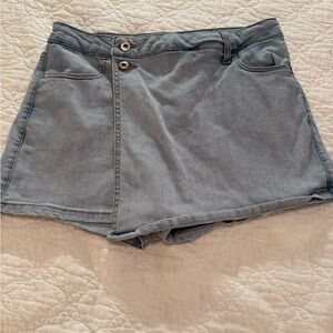 bcbg generation denim skirt with double button, size mediumm